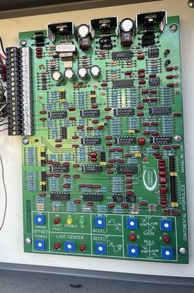 Ecm4-l4-p1p-c Continental Hydraulics Rev.3 C-1 Dual Ch Amplifier. N/nib Make Offer