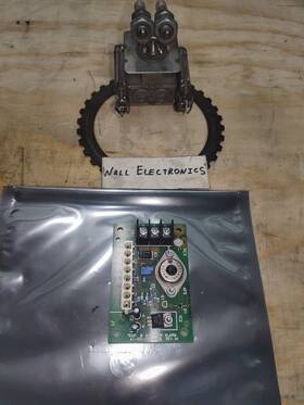 2424-12-25-bg Cyberex 41-05-291481 Temp And Airflow Alarm Used