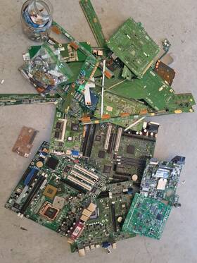 Dell Rc410-m Rev A01b 10 Lbs E-waste For Gold Mixed Lot Cpus Graphics Cards Cell Phone Ets