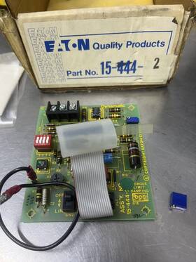 70-154-2 Eaton 15-444-2 Circuit Board Dynamic New Damaged Read Description