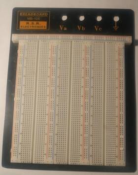 03mb611 Electronix Express Breadboard Mb-106 Without Binding Posts Metal Backplate Tie Point Solderless