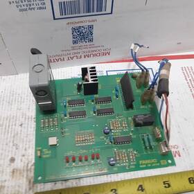 Fanuc A16b-1600-0670/04b A320-1600-t672/04 Y744b1182