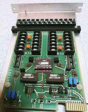 502-03326-01 Giddings & Lewis 501-04172-00 And Linear Isolator / 137