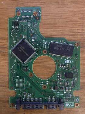 0a900002 Hitachi 0a54976 Hard Drive Pcb Board - 220 01 Only 2.5 Inch Hd