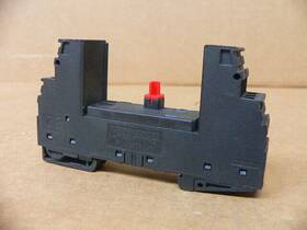 2839282 Phoenix Contact Pt-be/fm Surge Suppressor